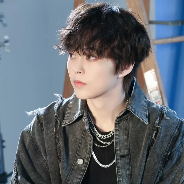 오늘 가장 사랑받은 시우민 (EXO)의 모습