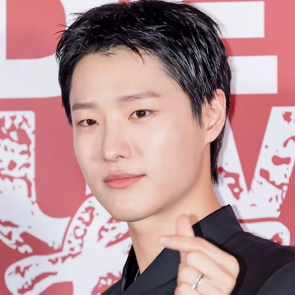 Top Photo Full of WOODZ Love