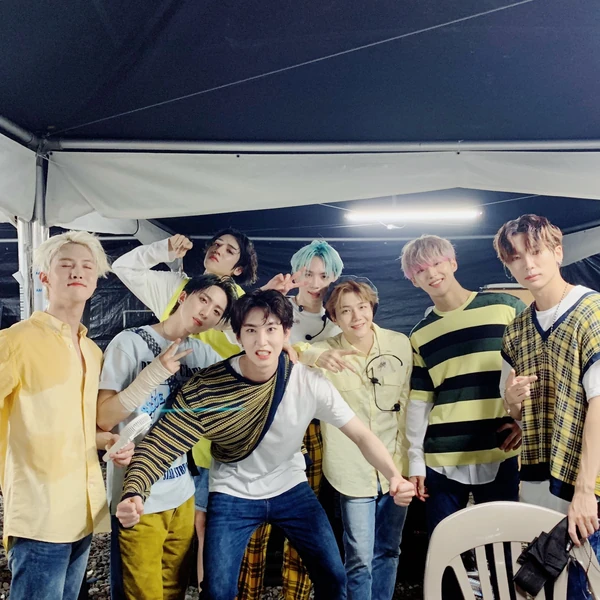 Signature photo of PENTAGON capturing their charm