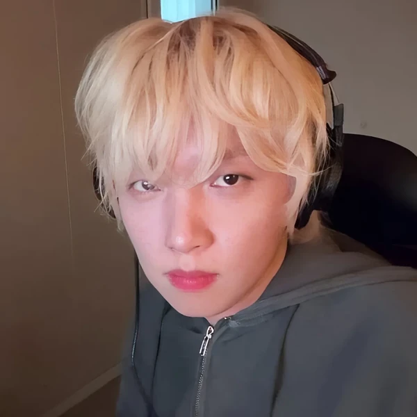 Top Photo Full of Jeong Sewoon Love