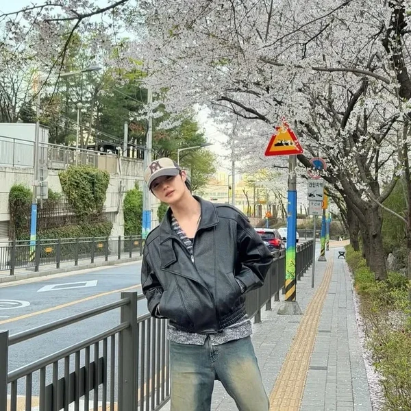 Top Photo Full of Hyunsuk Love