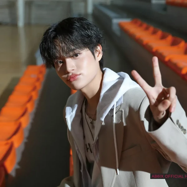 이대휘 (AB6IX) 팬심 가득한 인기 사진