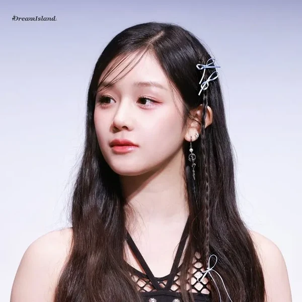 Today's Most Loved Pharita (BABYMONSTER)