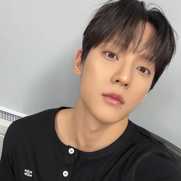 Top Photo Full of Lee Minhyuk (BTOB) Love