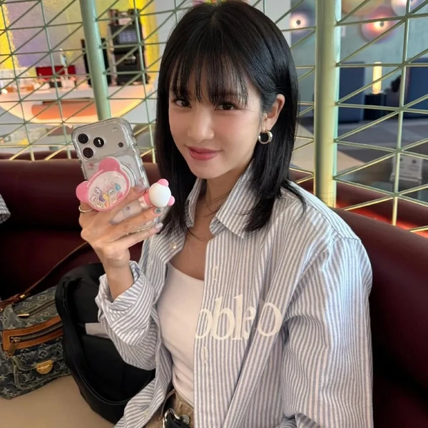 Today's Most Loved Park Chorong (Apink)