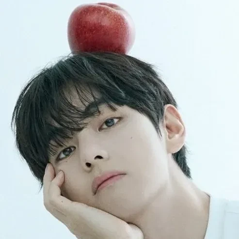 Penampilan V (BTS) yang Paling Dicintai Hari Ini