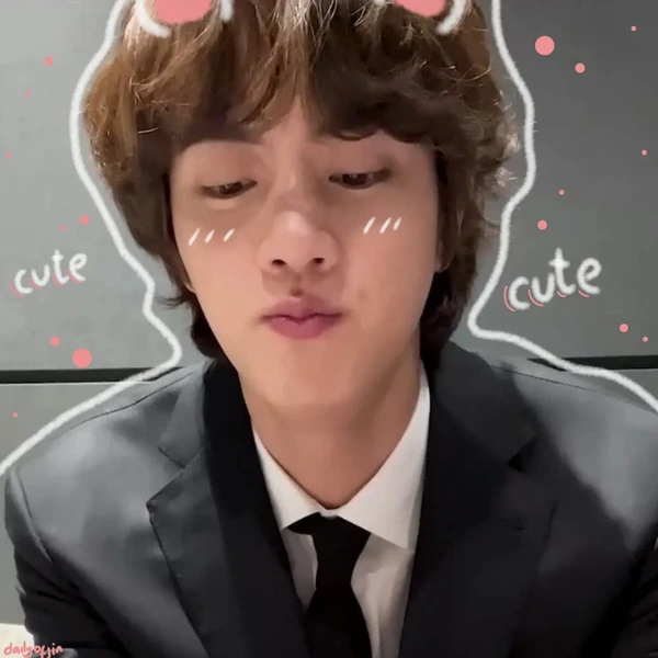 진 (방탄소년단) 팬심 가득한 인기 사진