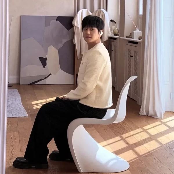 今日最受喜愛的黃致列