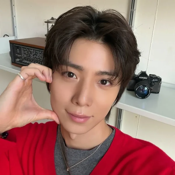 Shining profile picture of SF9 on today's Choeaedol