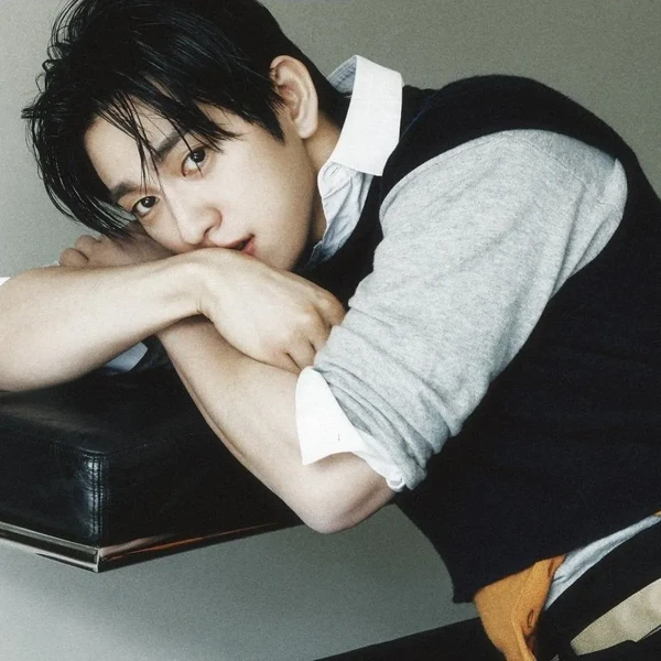Top Photo Full of Jinyoung (GOT7) Love