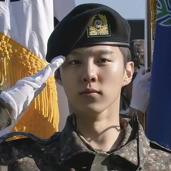 오늘 가장 사랑받은 김우석의 모습