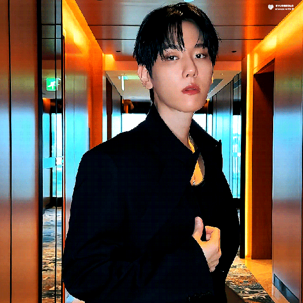 Foto Populer Penuh Cinta untuk Baekhyun (EXO)