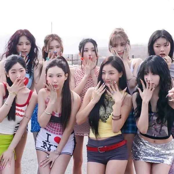 오늘 가장 사랑받은 TWICE의 모습