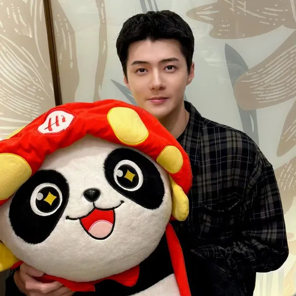 오늘 가장 사랑받은 세훈 (EXO)의 모습