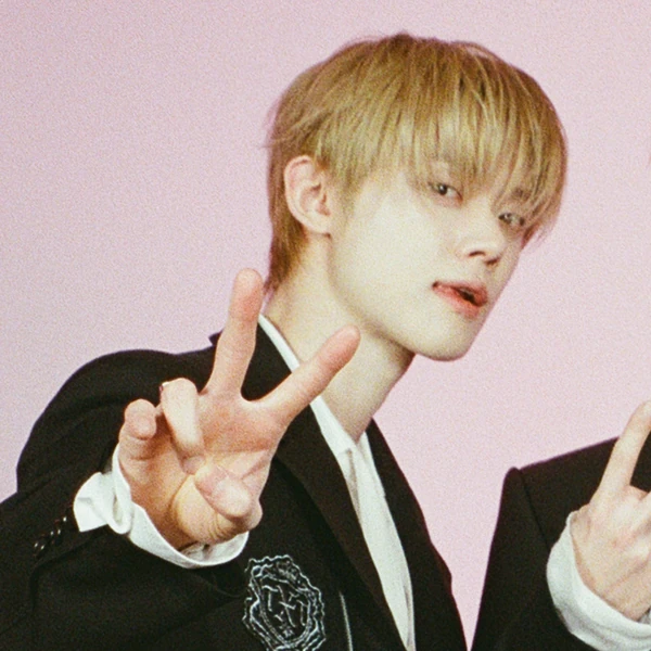 Foto Populer Penuh Cinta untuk Yeonjun (TOMORROW X TOGETHER)