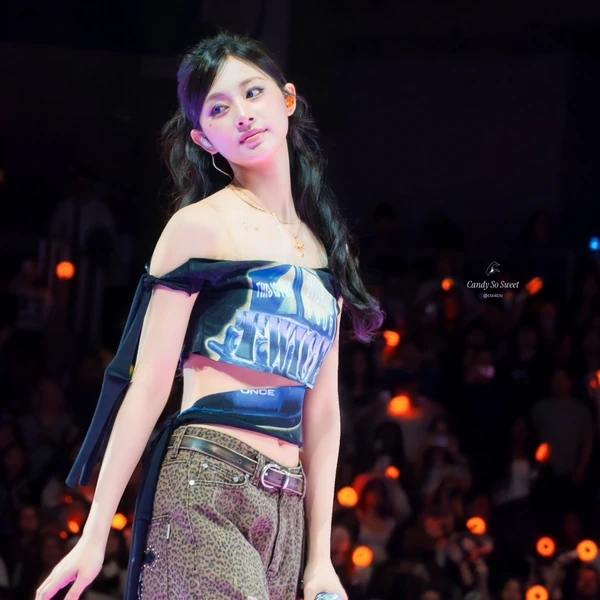 쯔위 (TWICE) 팬심 가득한 인기 사진