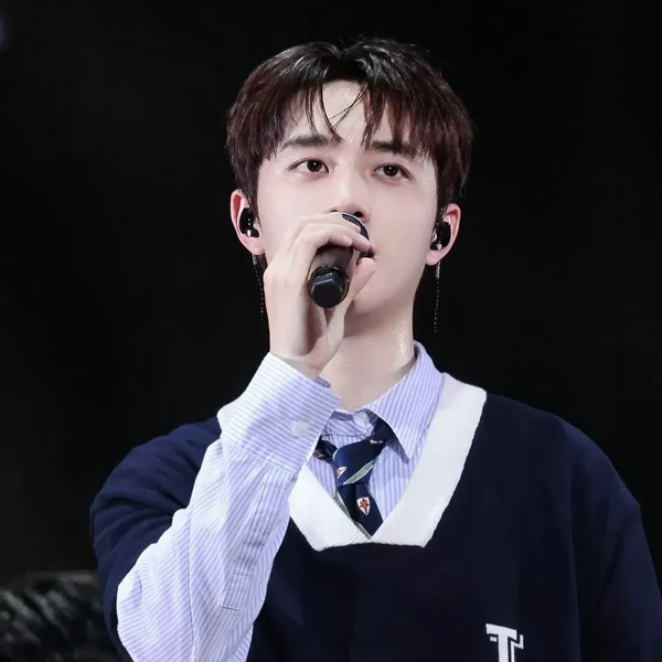 粉絲票選的D.O. (EXO)最佳瞬間