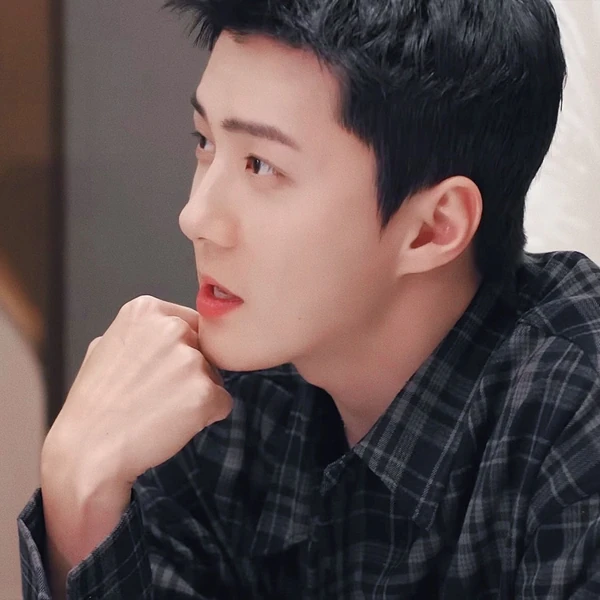 오늘 가장 사랑받은 세훈 (EXO)의 모습