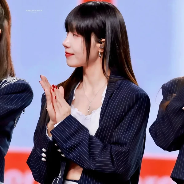 今日最も愛されたチョン・ウンジ (Apink)の姿