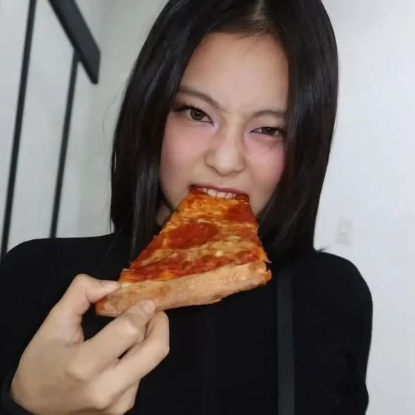 오늘 가장 사랑받은 제니 (BLACKPINK)의 모습