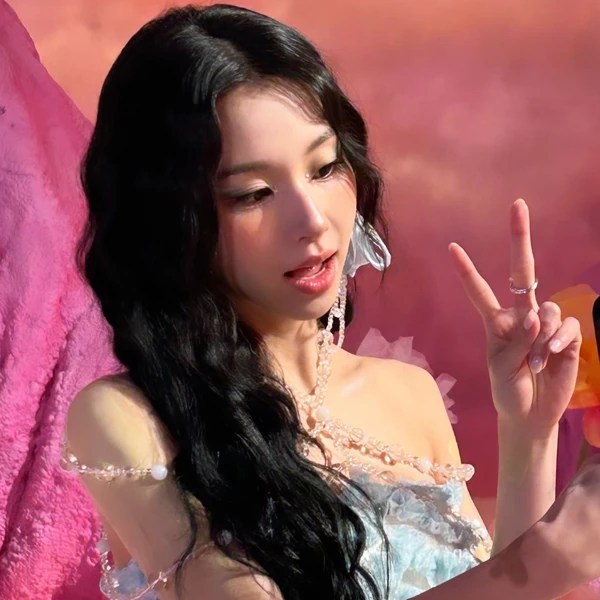 Top Photo Full of TWICE Love