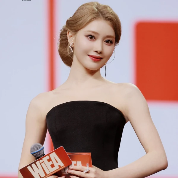 Today's Most Loved Xiao Ting (Kep1er)