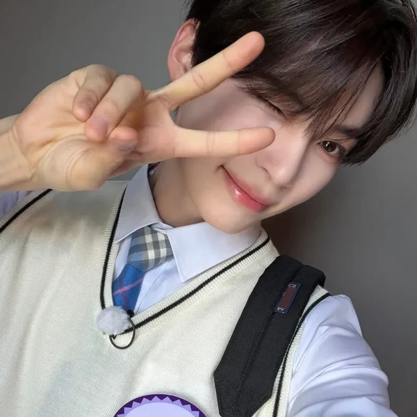Fans' Pick: Best Moment of Sung Hanbin (ZEROBASEONE)