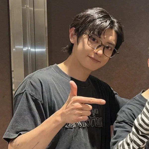 Today's Most Loved Chanyeol (EXO)