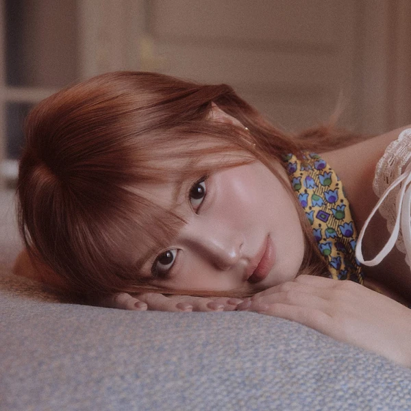 오늘 가장 사랑받은 모모 (TWICE)의 모습