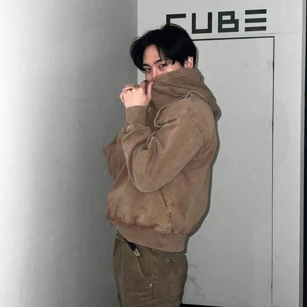 Today's Most Loved Shinwon (PENTAGON)