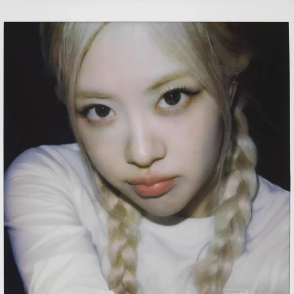 今日最受喜愛的ROSÉ (BLACKPINK)