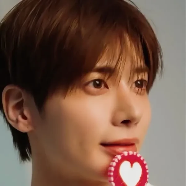 Momen Terbaik Taehyun (TOMORROW X TOGETHER) Pilihan Penggemar