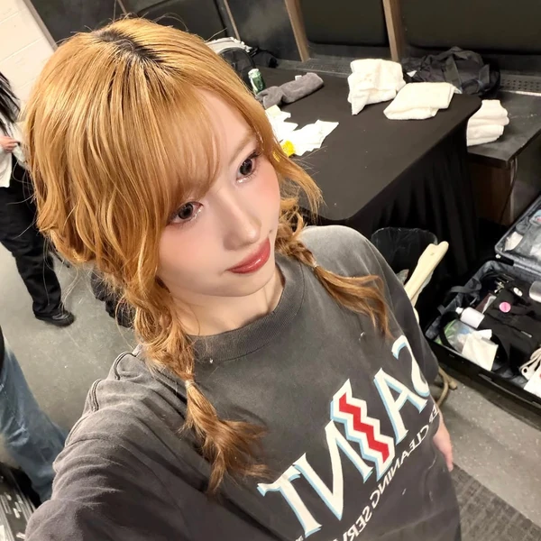 充滿粉絲愛意的Momo (TWICE)人氣照片