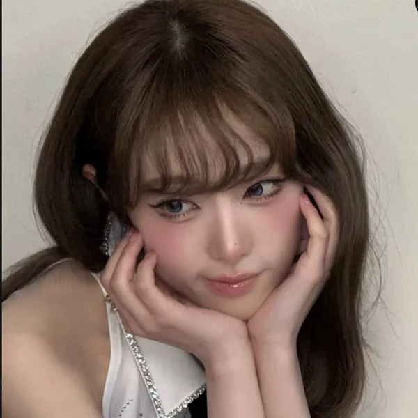 Top Photo Full of Choi Yena Love