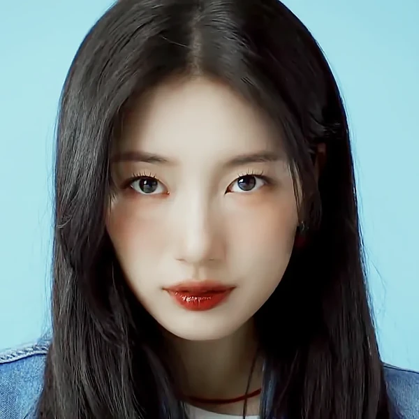 Top Photo Full of Suzy Love