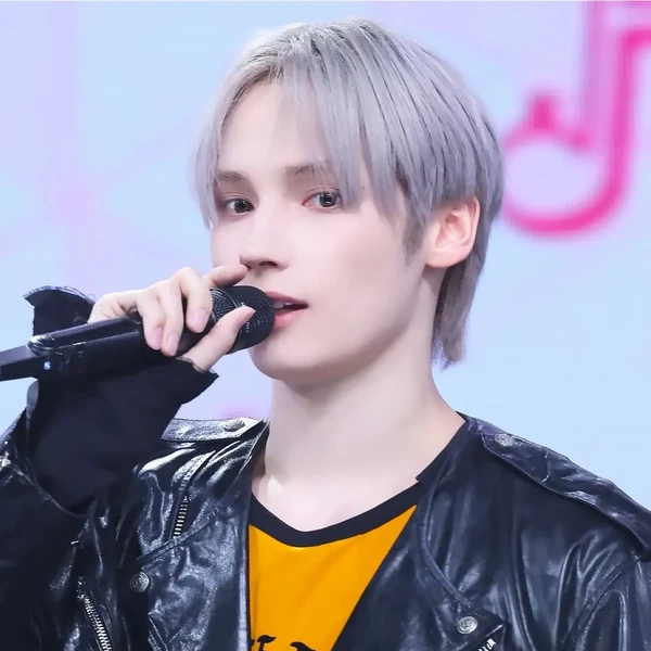 팬들이 뽑은 휴닝카이 (투모로우바이투게더) 최고의 순간