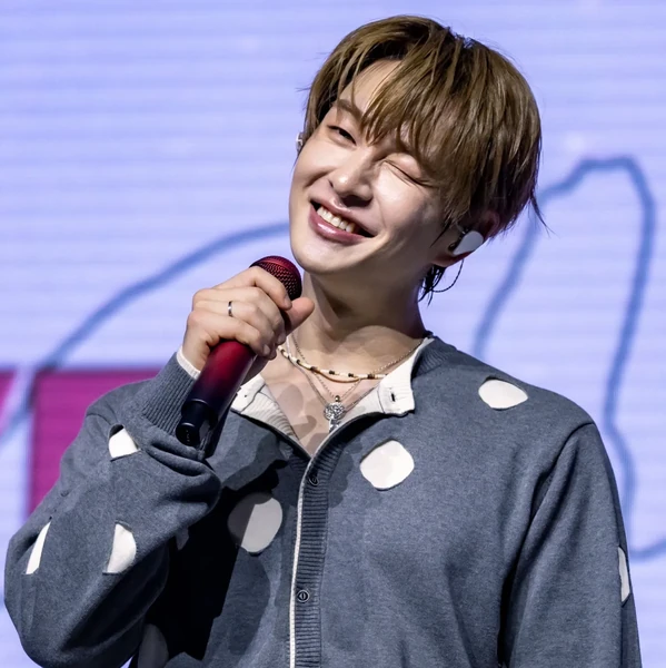 Today's Most Loved Onew (SHINee)