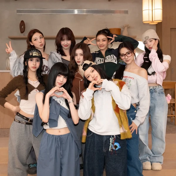 팬들이 뽑은 TWICE 최고의 순간