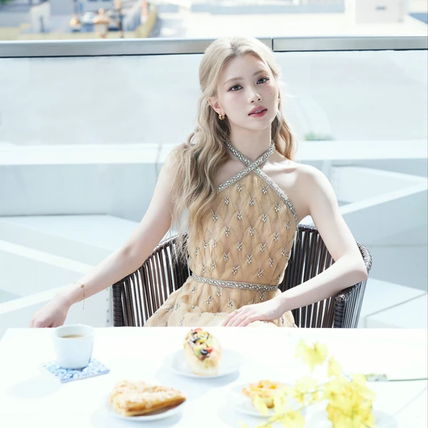 Popular profile picture of シャオティン (Kep1er) loved by fans