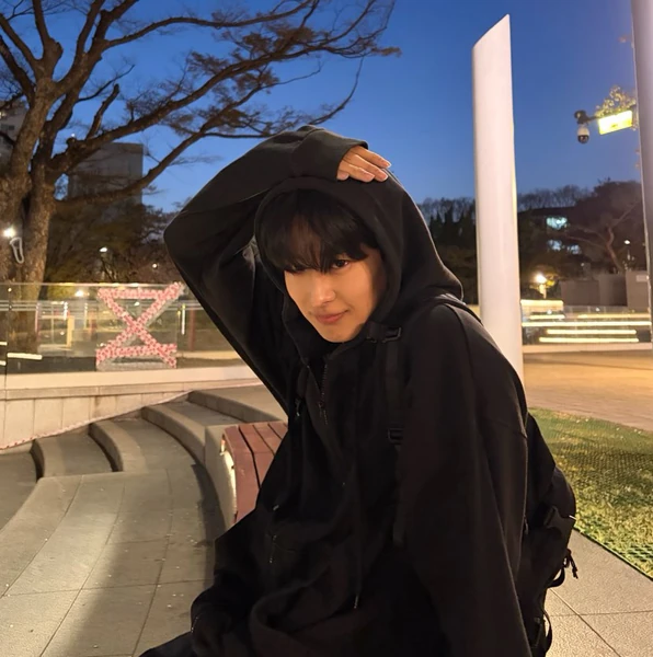 Signature photo of Choi Byungchan capturing their charm