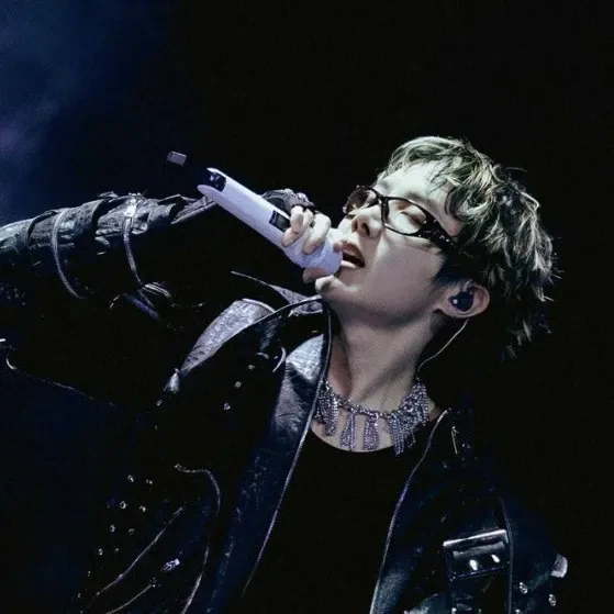 Fans' Pick: Best Moment of j-hope (BTS)
