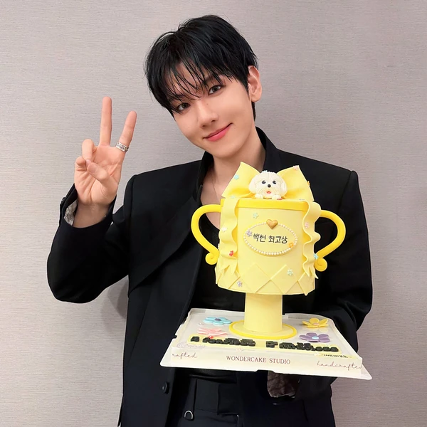 Penampilan Baekhyun (EXO) yang Paling Dicintai Hari Ini
