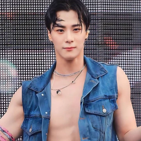 Fans' Pick: Best Moment of Moonbin (ASTRO)