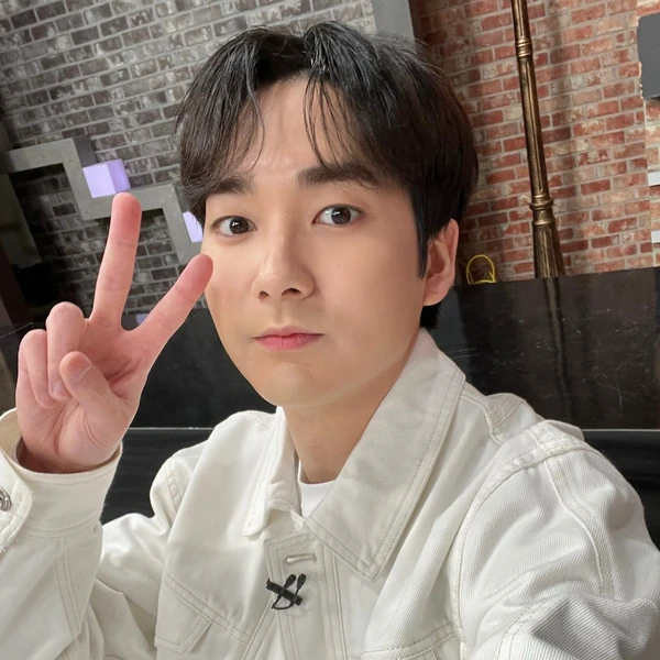 Fans' Pick: Best Moment of Aron