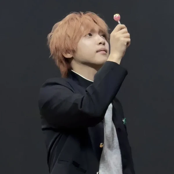 Today's Most Loved Jeong Sewoon