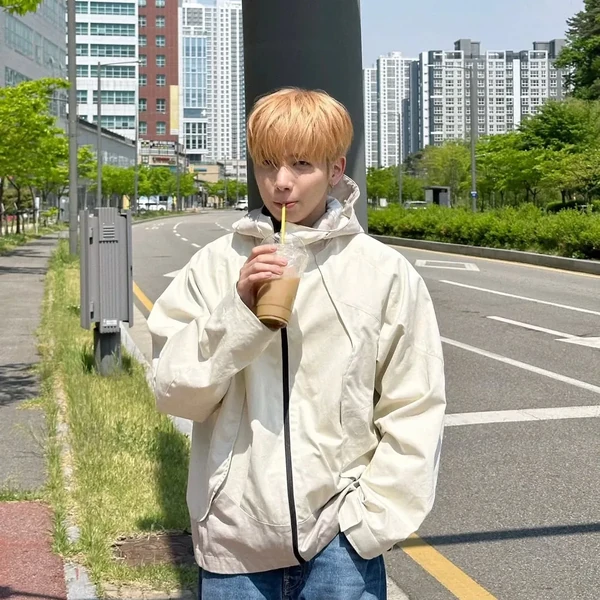 오늘 가장 사랑받은 태현 (투모로우바이투게더)의 모습