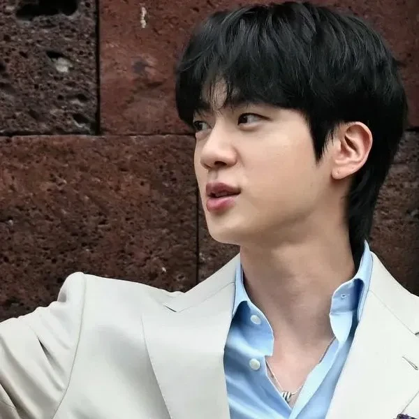 진 (방탄소년단) 팬심 가득한 인기 사진