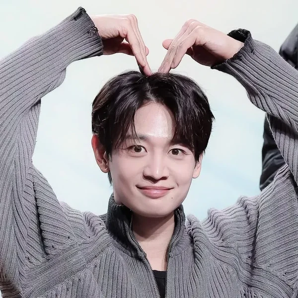 Foto Populer Penuh Cinta untuk Minho (SHINee)