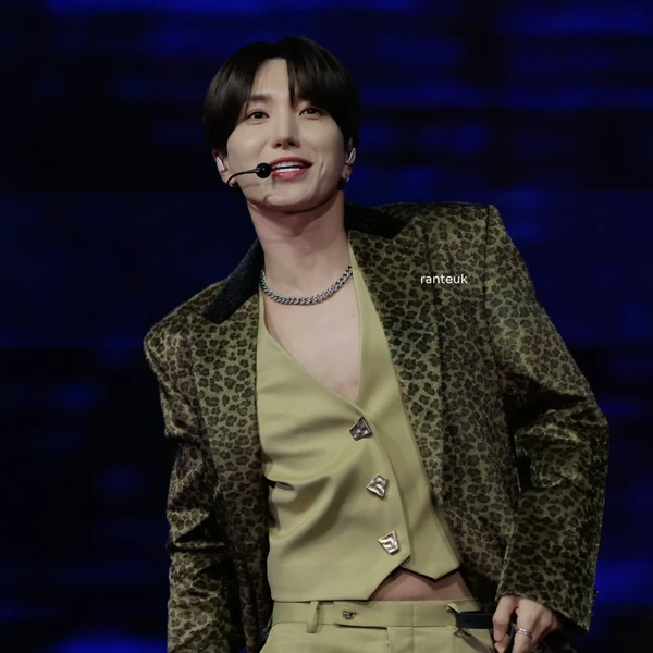 Top Photo Full of Leeteuk (Super Junior) Love