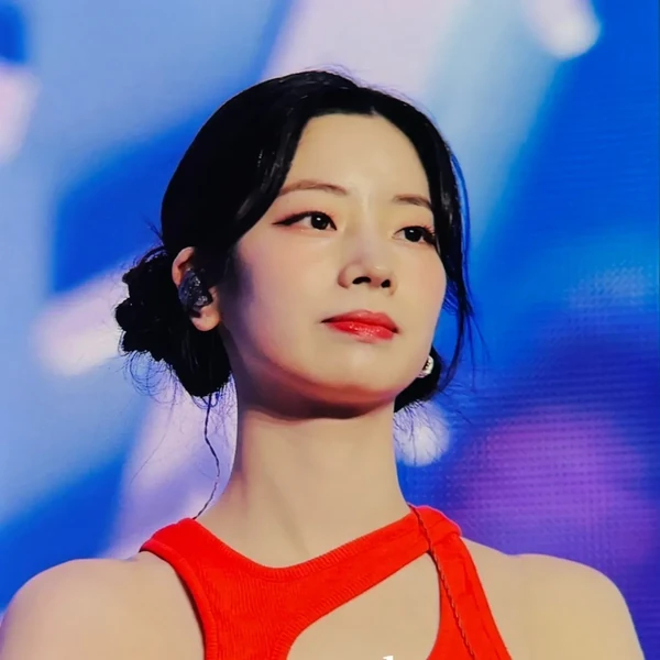 今日最も愛されたダヒョン (TWICE)の姿
